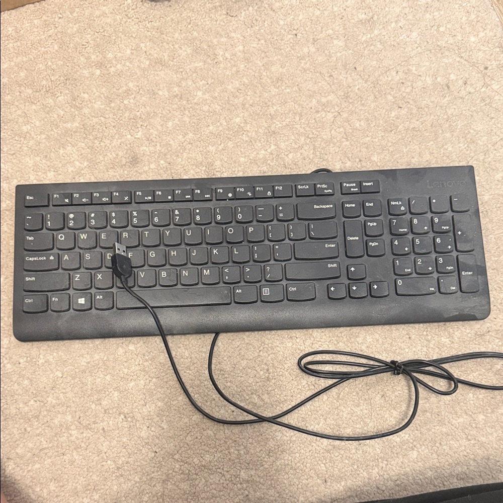 Lenovo Wired Keyboard in Black